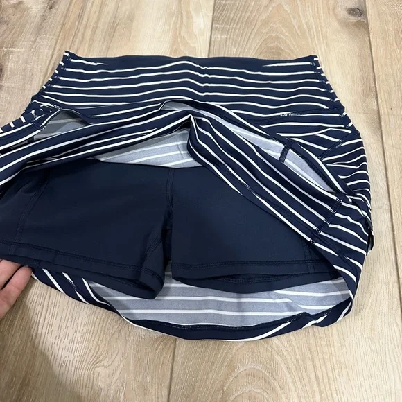 LIKE NEW ATHLETA Stealth Sculptek Skirt Tennis Skirt - Picture 3 of 12